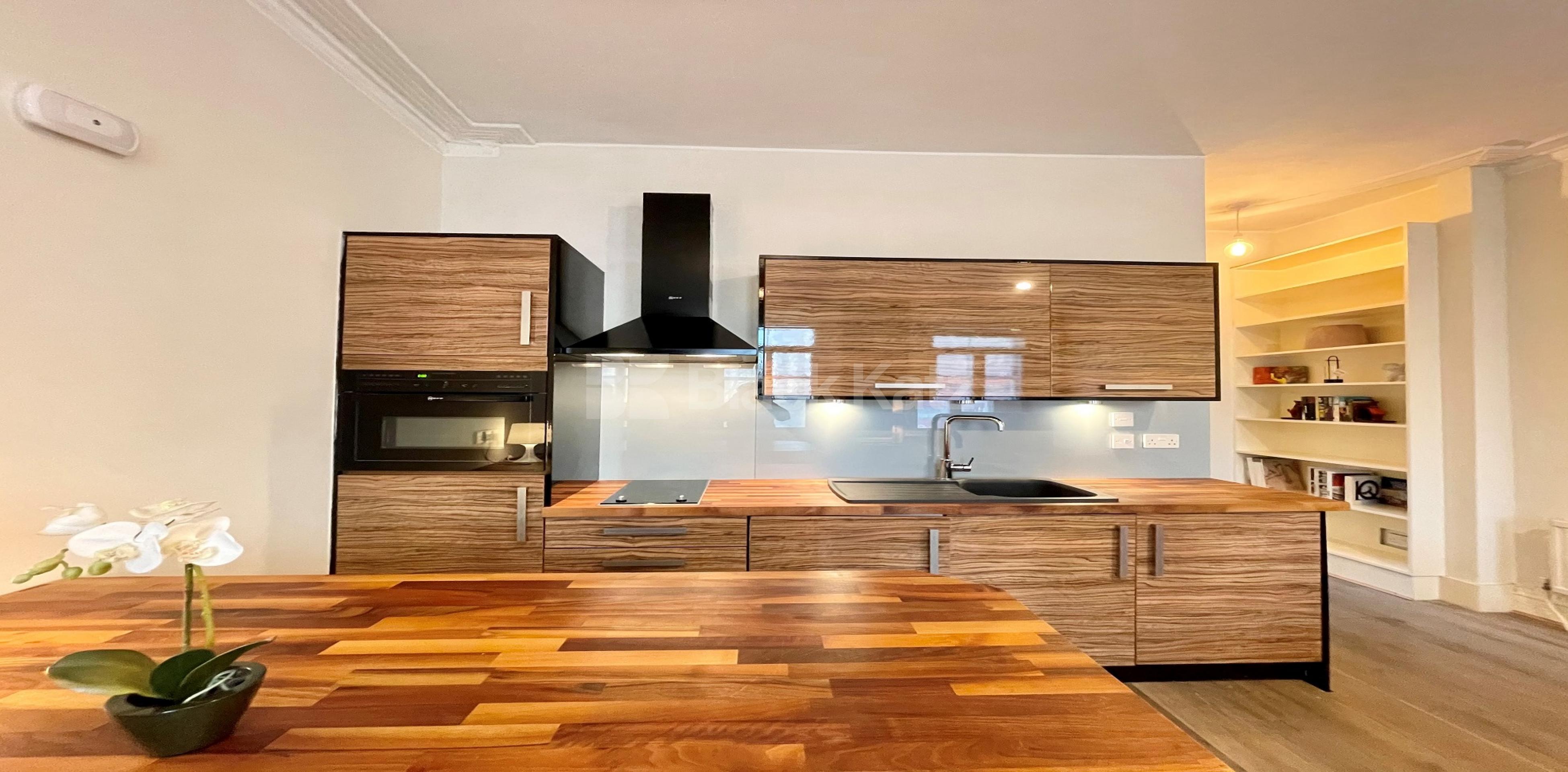 			NEW INSTRUCTION , 1 Bedroom, 1 bath, 1 reception Apartment			 Blackfriars Road, Southwark SE1